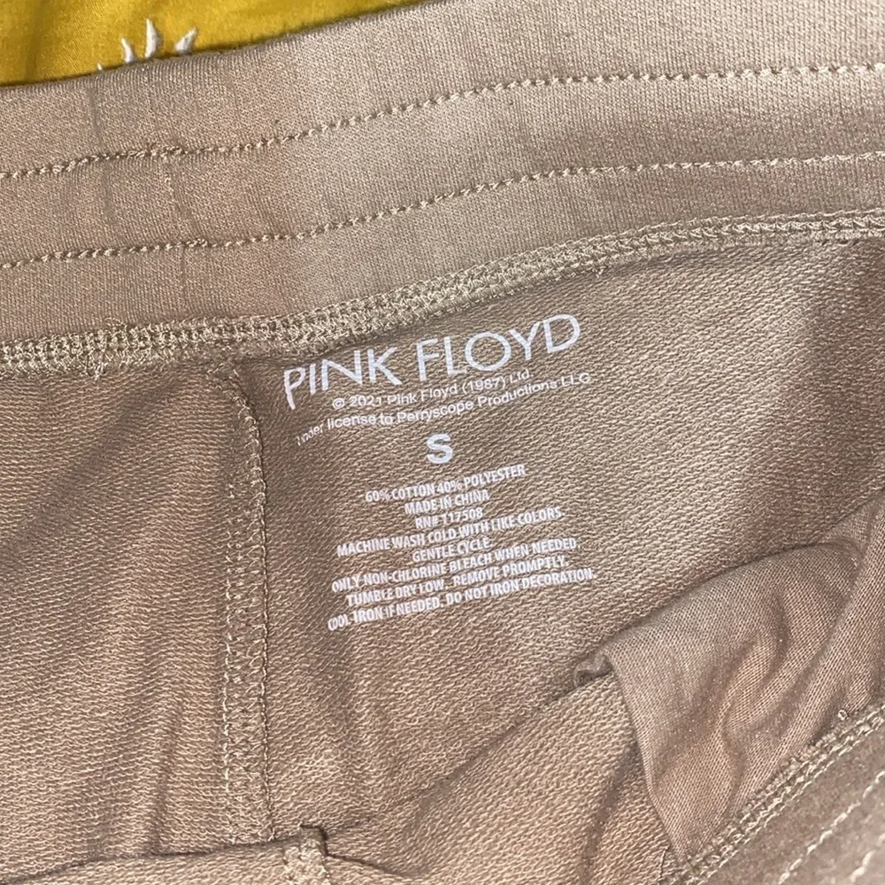 Pink Floyd tan sweatpants - Picture 3 of 4
